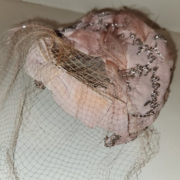 Vintage Hat with Net, Feathers, Beads *AS IS READ*